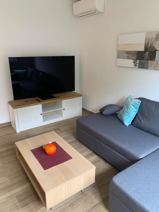Apartman Natasa Kostrena Exteriör bild
