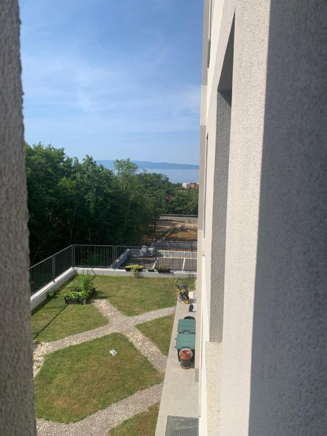 Apartman Natasa Kostrena Exteriör bild