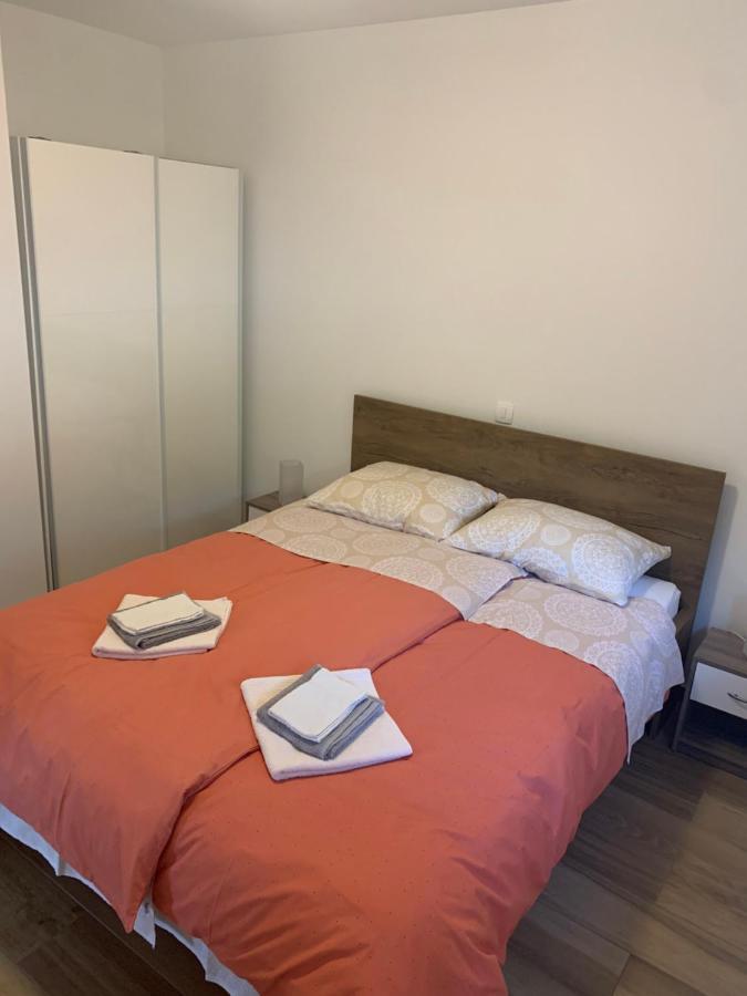 Apartman Natasa Kostrena Exteriör bild